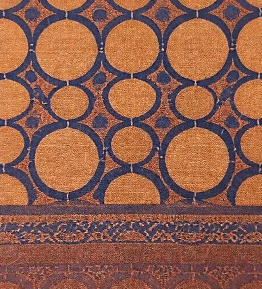 Detail kain motif Jlamprang